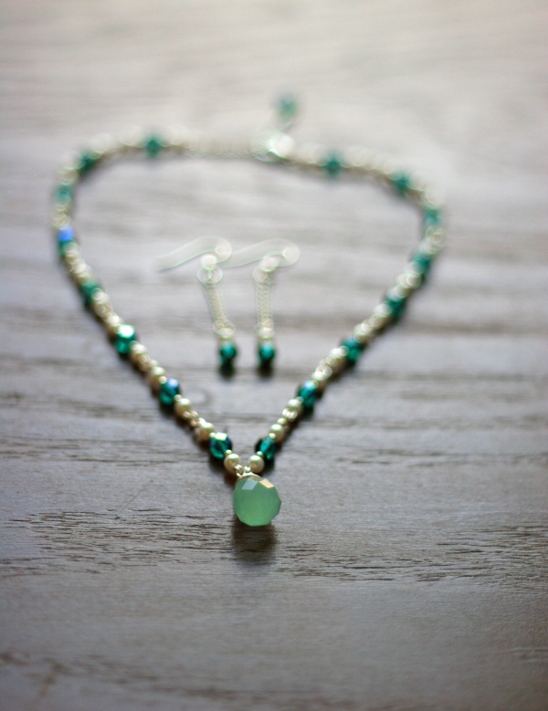 green jewelry tutorial